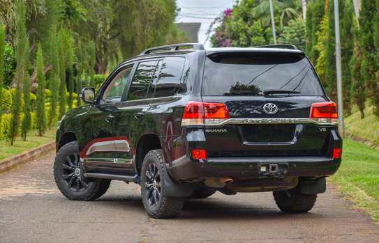 2018 Toyota Land cruiser Sahara image 2