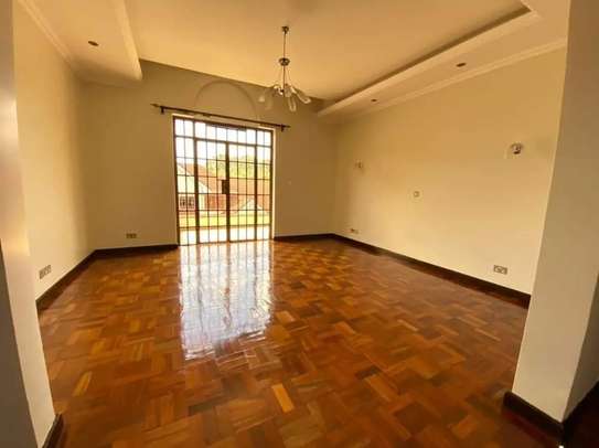 4 Bed House with Swimming Pool at Rosslyn image 3