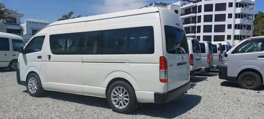 TOYOTA HIACE COMMUTER 18 SEATER.. image 1