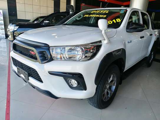 Toyota Hilux double cabin 2018 image 8