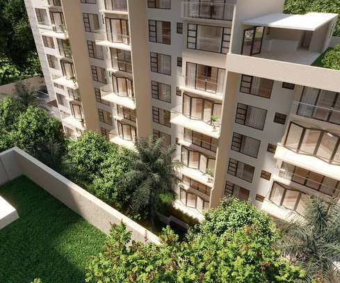 3 Bed Apartment with En Suite in Rosslyn image 11