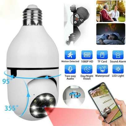 HD 360° Bulb Surveillance Camera Night Vision PANORAMIC CCTV image 1