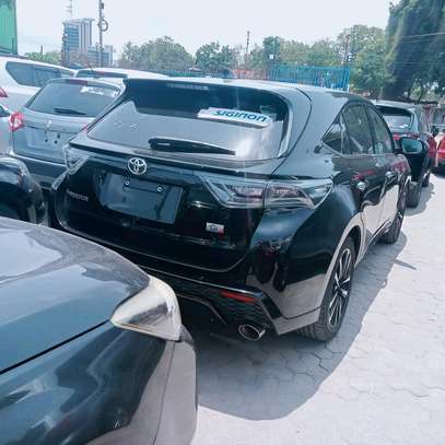 TOYOTA HARRIER 2015 MODEL. image 4