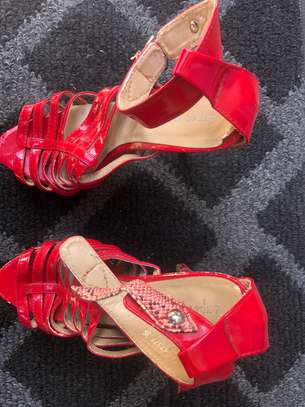 Women size 36 red stylistic stiletto shoes image 3