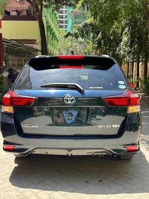 Toyota fielder wxb hybrid image 3