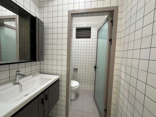 4 bedrooms + SQ For Sale in Kileleshwa, Nairobi image 4