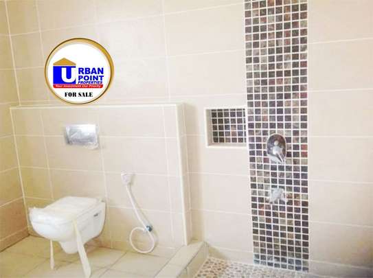 4 Bed House with Swimming Pool in Vipingo image 5