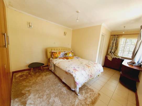 4 Bed Townhouse with En Suite at Valley Arcade image 3