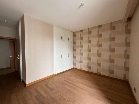3 Bed Apartment with En Suite in Kileleshwa image 19