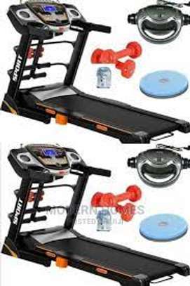 Auto Incline Treadmill With Juicer image 1