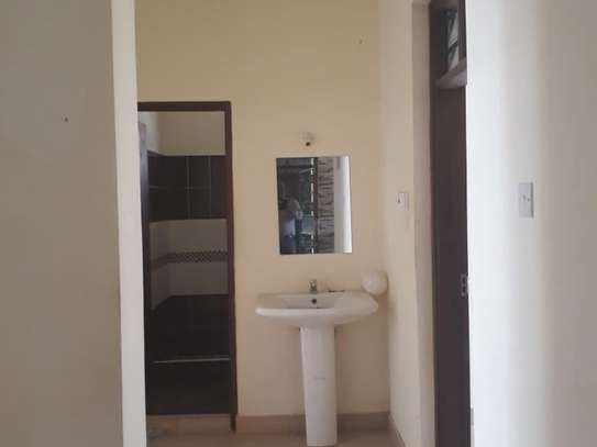 2 Bed Apartment  in Mtwapa image 10