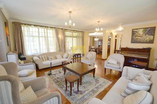 4 Bed Townhouse with Garden in Lavington image 6