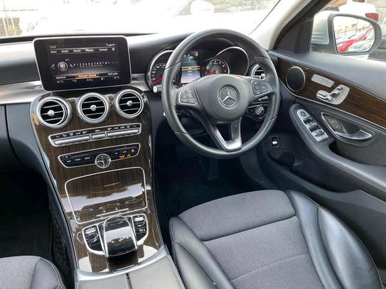 2015 Mercedes Benz C200 image 8