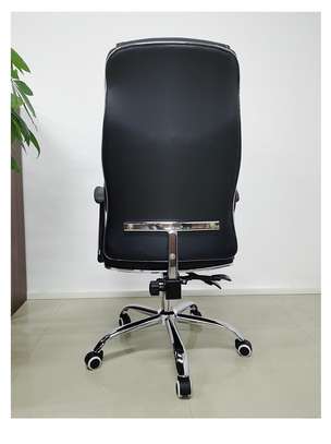 Office chair for boardroom image 1