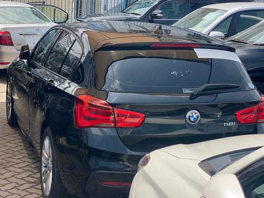 BMW 118i 2017 MODEL. image 4