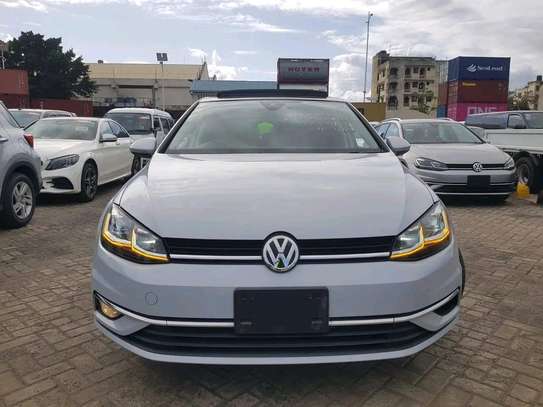 Volkswagen Golf TSI sunroof 2018 image 1