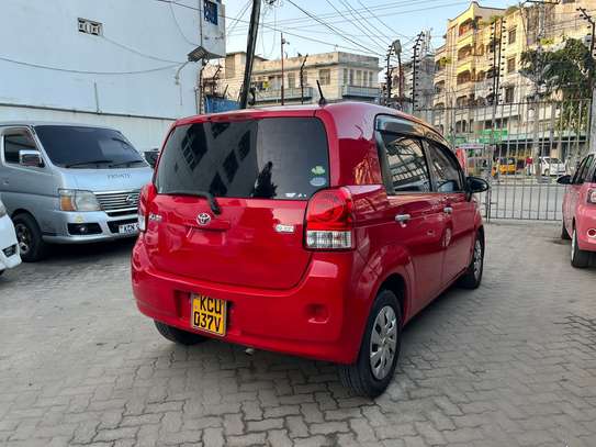 TOYOTA PORTE RED KCU image 2
