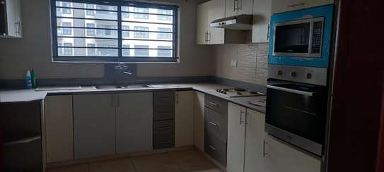 3 Bed Apartment with En Suite at Rhapta Road image 15