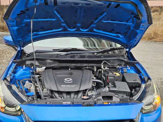 MAZDA DEMIO image 11