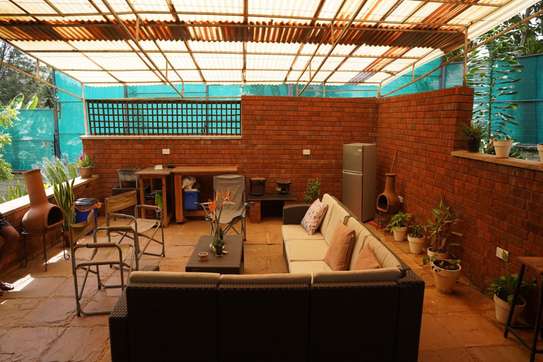 7 Bed House in Runda image 11