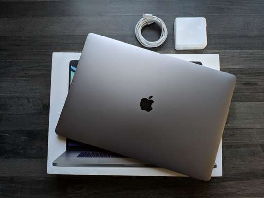 Apple Macbook Pro 16 2020 (Mvvk2) Laptop: 16.0" - 2.3Ghz Core I9 - 16Gb Ram  - 1Tb Internal Storage - Space Gray in Nairobi | PigiaMe
