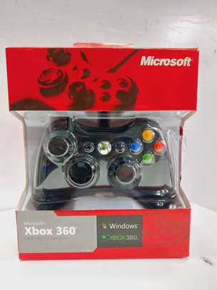 Microsoft Xbox 360 Wired Controller For Windows & Xbox 360 C image 2