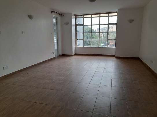 3 Bedroom apartment All Ensuite with a Dsq image 6