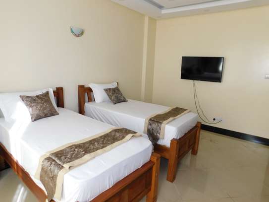 Serviced 3 Bed Apartment with En Suite at Nyali image 8
