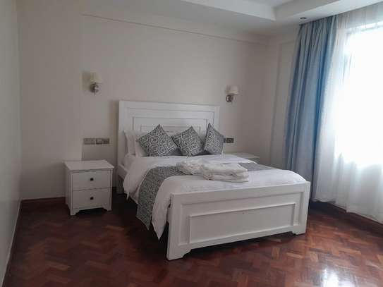Furnished 3 Bed Apartment with En Suite at Riverside image 21