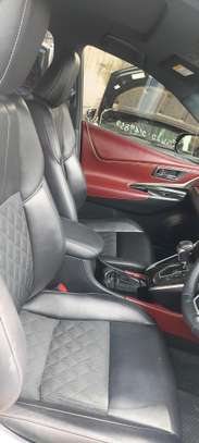 Toyota Harrier sunroof white 2018 2wd image 6