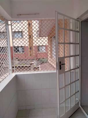 two bedroom house in kilimani area image 10