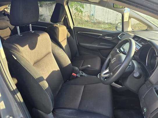 Honda Fit hybrid Silver 2017 2wd image 1