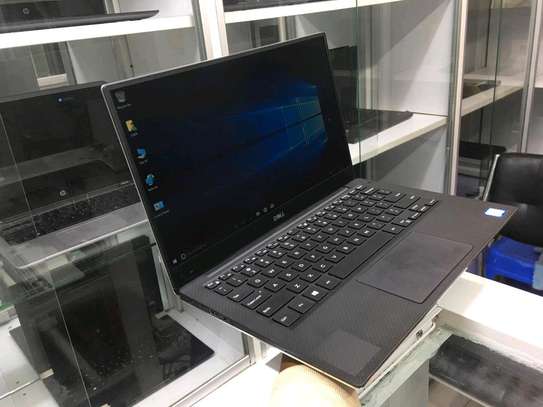 Dell XPS 9360 image 6