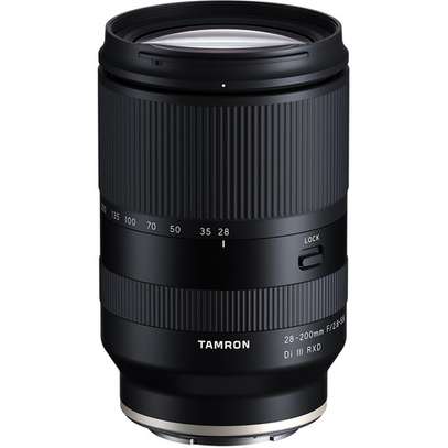 Sony 28-200MM F2.8-5.6 Tamron Lens image 1