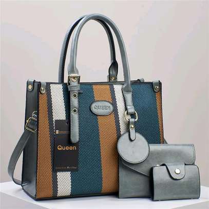 Ladies handbags image 10
