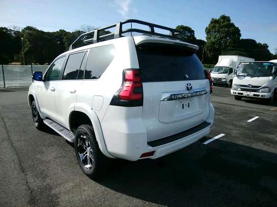 Land cruiser Prado TX 2018 image 11