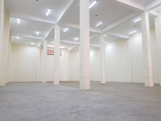 11,500 ft² Warehouse with Parking in Mombasa Road image 6