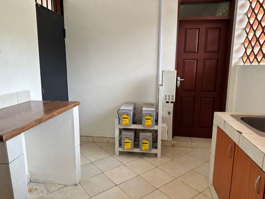 5 Bed Townhouse with En Suite in Westlands Area image 25