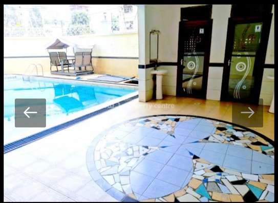 Luxurious spacious 3 bedroom all Ensuite apartment. image 3