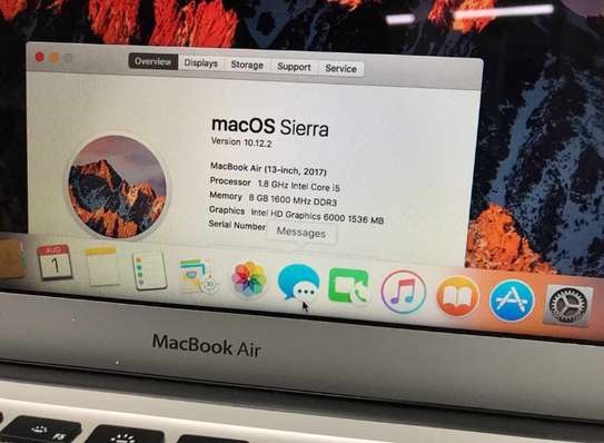 MacBook Air core i5 2017 image 1