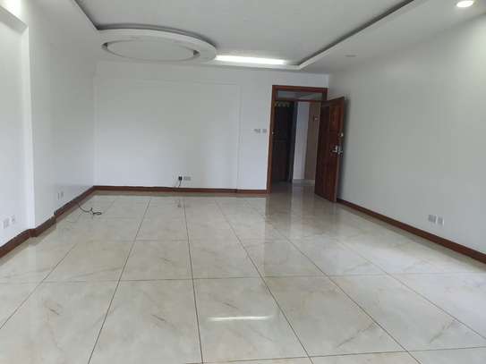 4 Bed Apartment with En Suite in General Mathenge image 23
