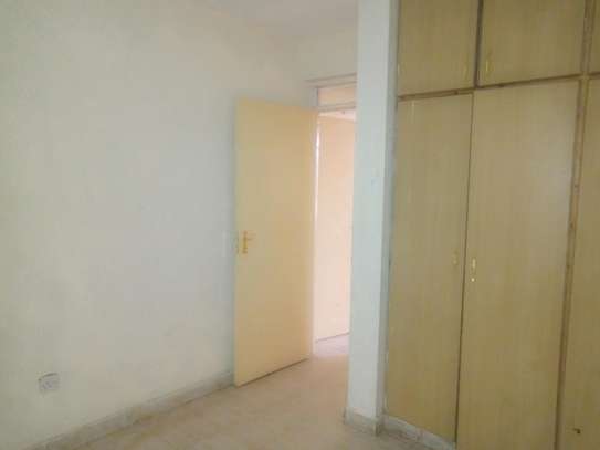 AVAILABLE TWO BEDROOM MASTER ENSUITE FOR 19K image 6