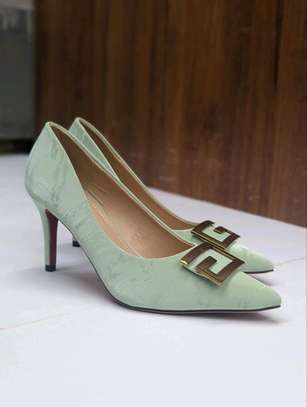 *Suede G Buckle Heel* image 4