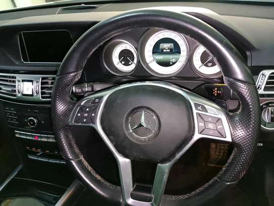 Mercedes Benz E250 2016 image 4