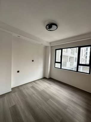 1 Bed Apartment with En Suite in Lavington image 2