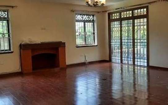 5 Bed Townhouse with En Suite in Lower Kabete image 19