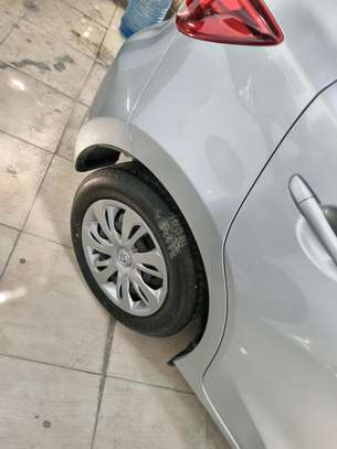 Mazda Demio petrol image 4