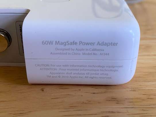Apple 60W MagSafe 1 Power Adapter charger for Macbook Pro image 2