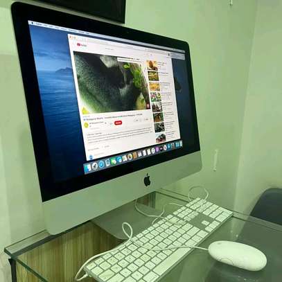 iMac 21.0  early 2013 image 3