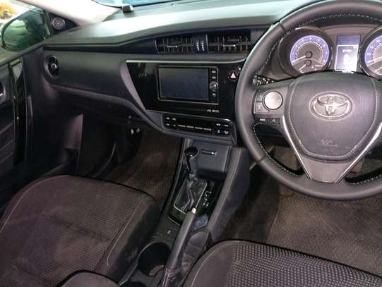 Toyota Auris 2016 image 8